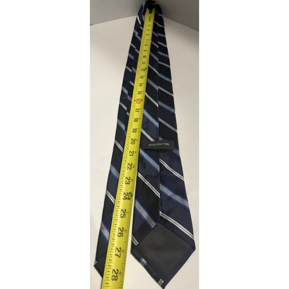 Jones New York Mens Silk Necktie Navy Blue Silver Striped Classic Formal Tie